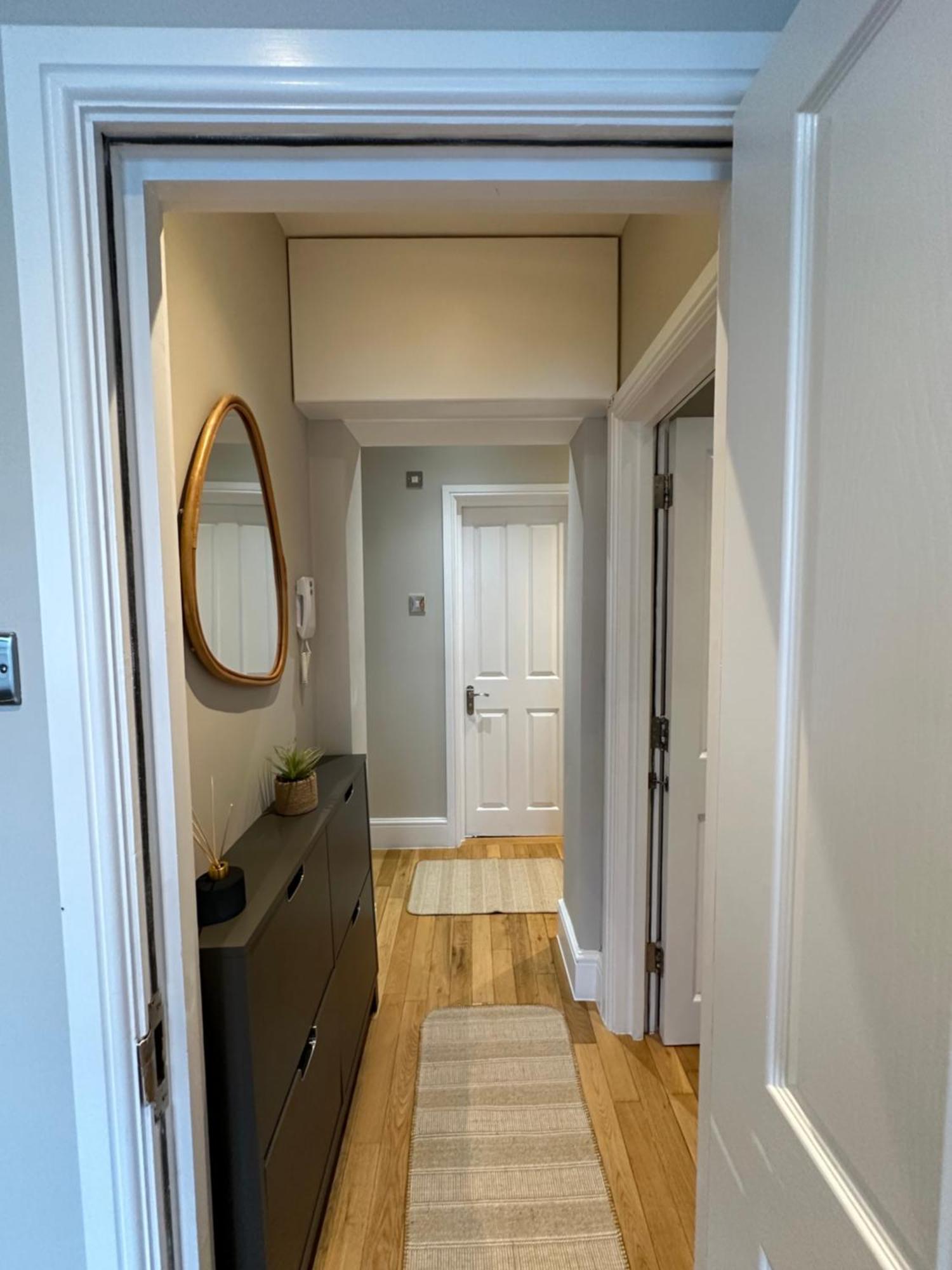 Brand New Flat In Central Лондон Экстерьер фото